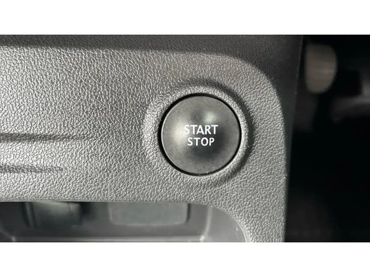 2019-renault-captur-09-tce-iconic-big-38