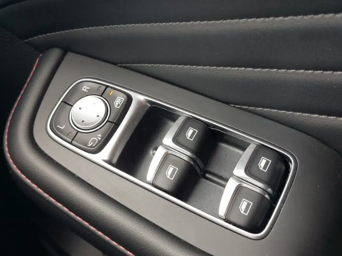 2024-mg-hs-15t-gdi-trophy-258ps-plug-in-hybrid-1490cc-auto-big-18