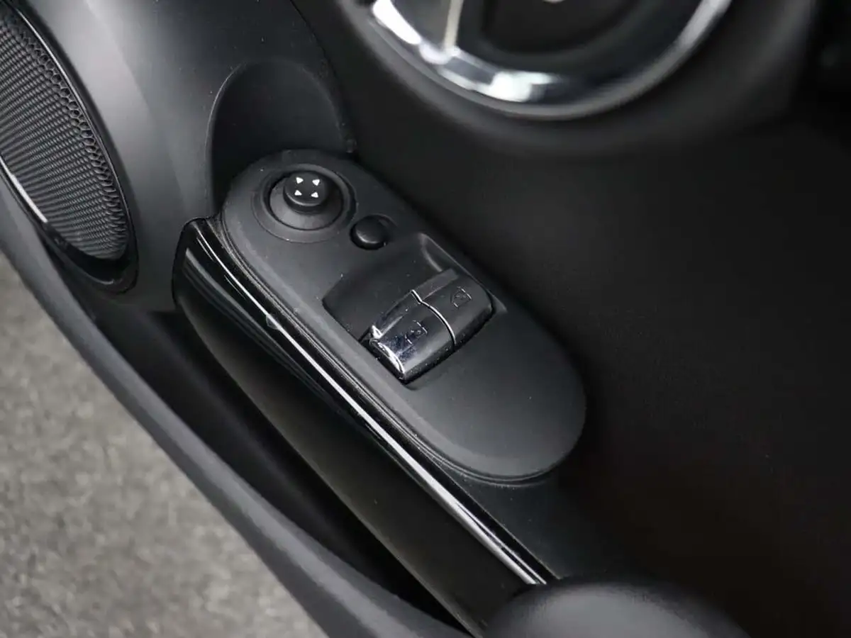 2018-mini-cooper-15-cooper-ss-hatchback-3d-auto-big-22