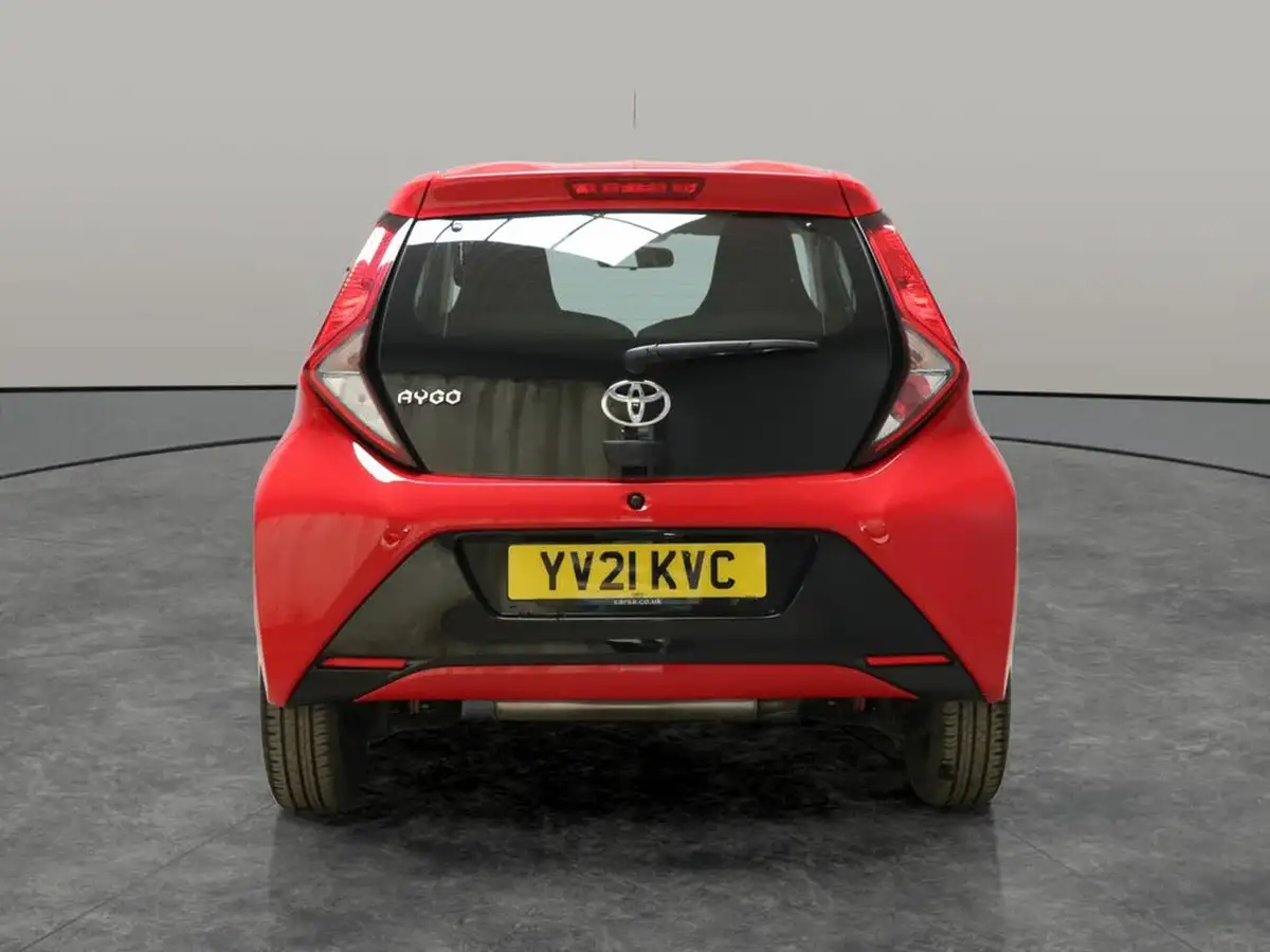 2021-toyota-aygo-10-vvt-i-x-play-tss-big-13