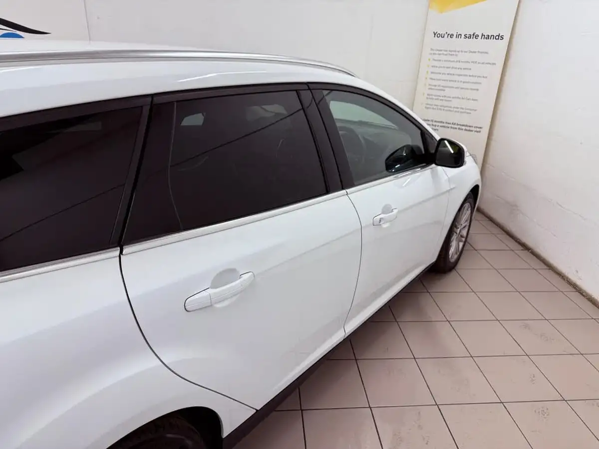 2017-ford-focus-15tdci-zetec-edition-120ps-estate-big-36
