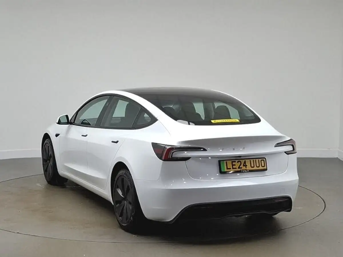 2024-tesla-model-3-e-rwd-big-1