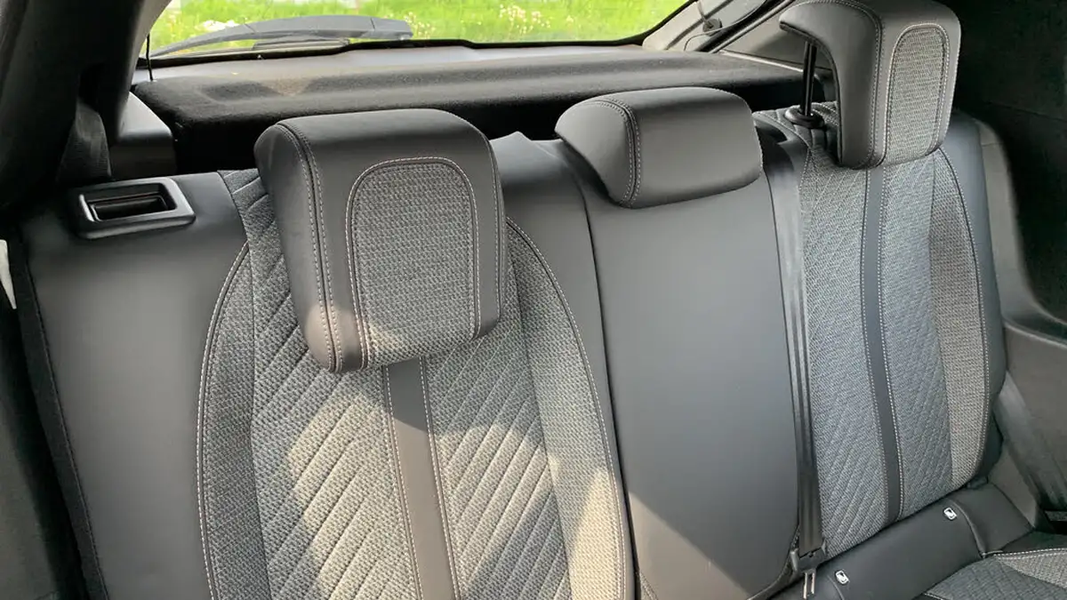 2024-peugeot-208-12-puretech-allure-big-24