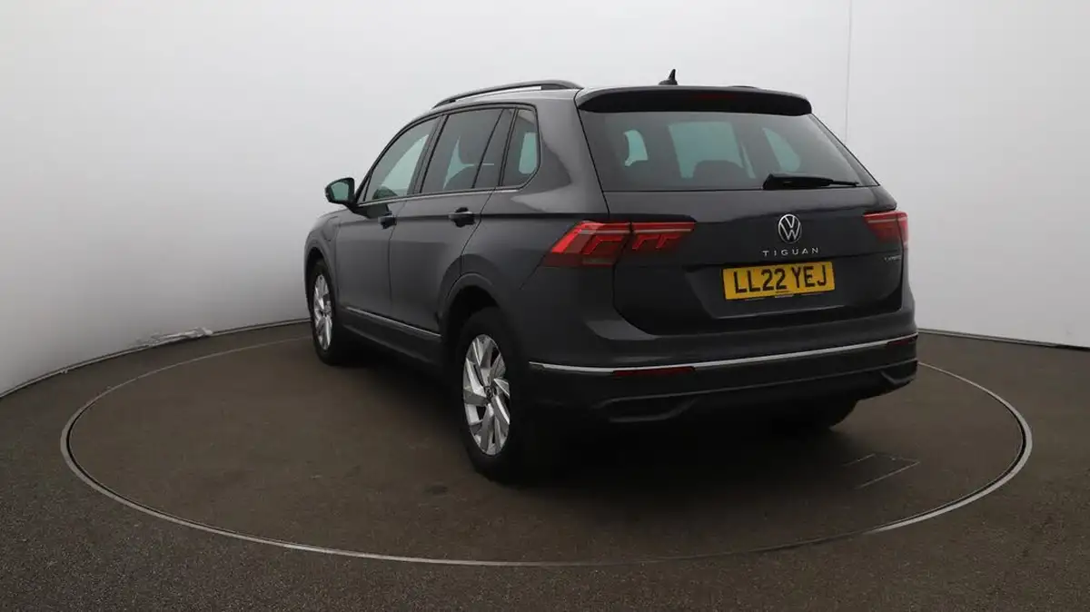 2022-volkswagen-tiguan-14-tsi-life-big-61
