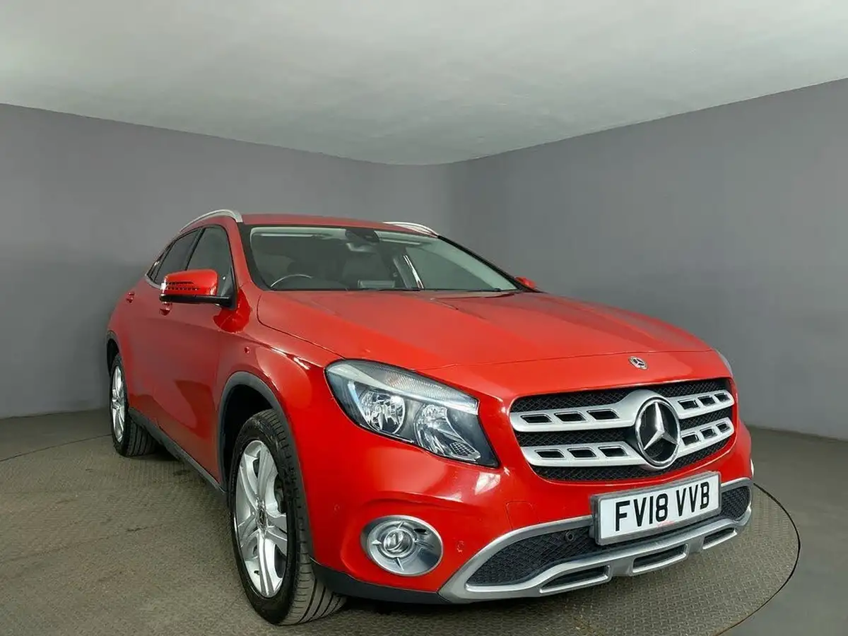 2018-mercedes-benz-gla-class-21d-gla-220d-sport-177ps-executivess-big-1