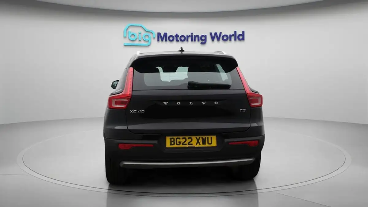 2021-volvo-xc40-15-t3-momentum-163bhp-big-6