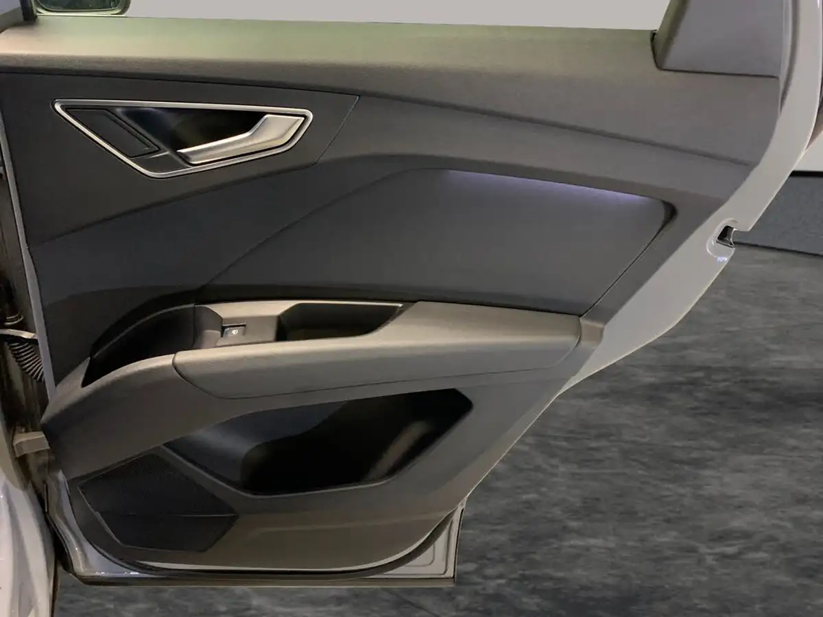 2022-audi-q4-e-tron-40e-s-line-station-wagon-big-33
