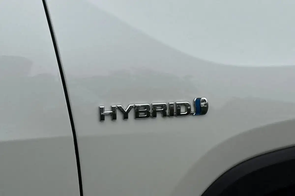 2022-toyota-rav4-25-vvt-i-design-219bhp-big-27