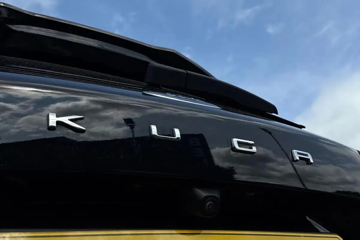 2021-ford-kuga-15t-st-line-edition-big-25