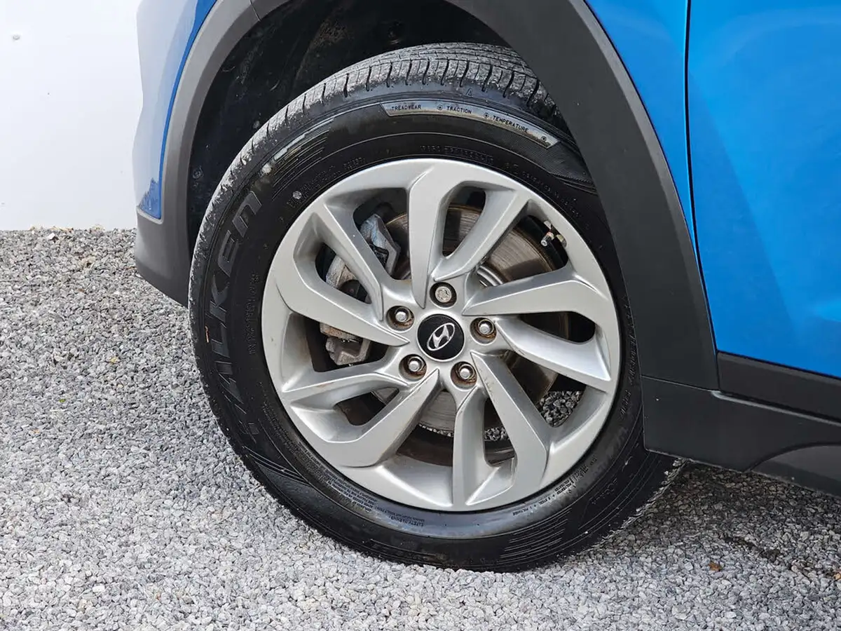 2015-hyundai-tucson-17crdi-blue-drive-se-nav-big-17
