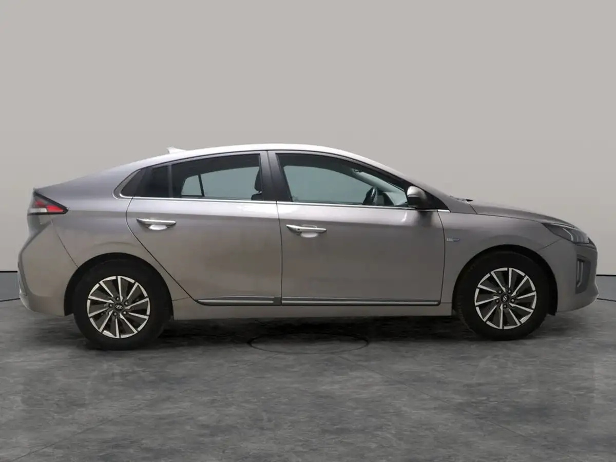 2021-hyundai-ioniq-e-premium-electric-100kw-big-10