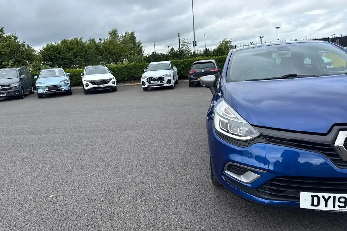 2019-renault-clio-09-tce-gt-line-big-24
