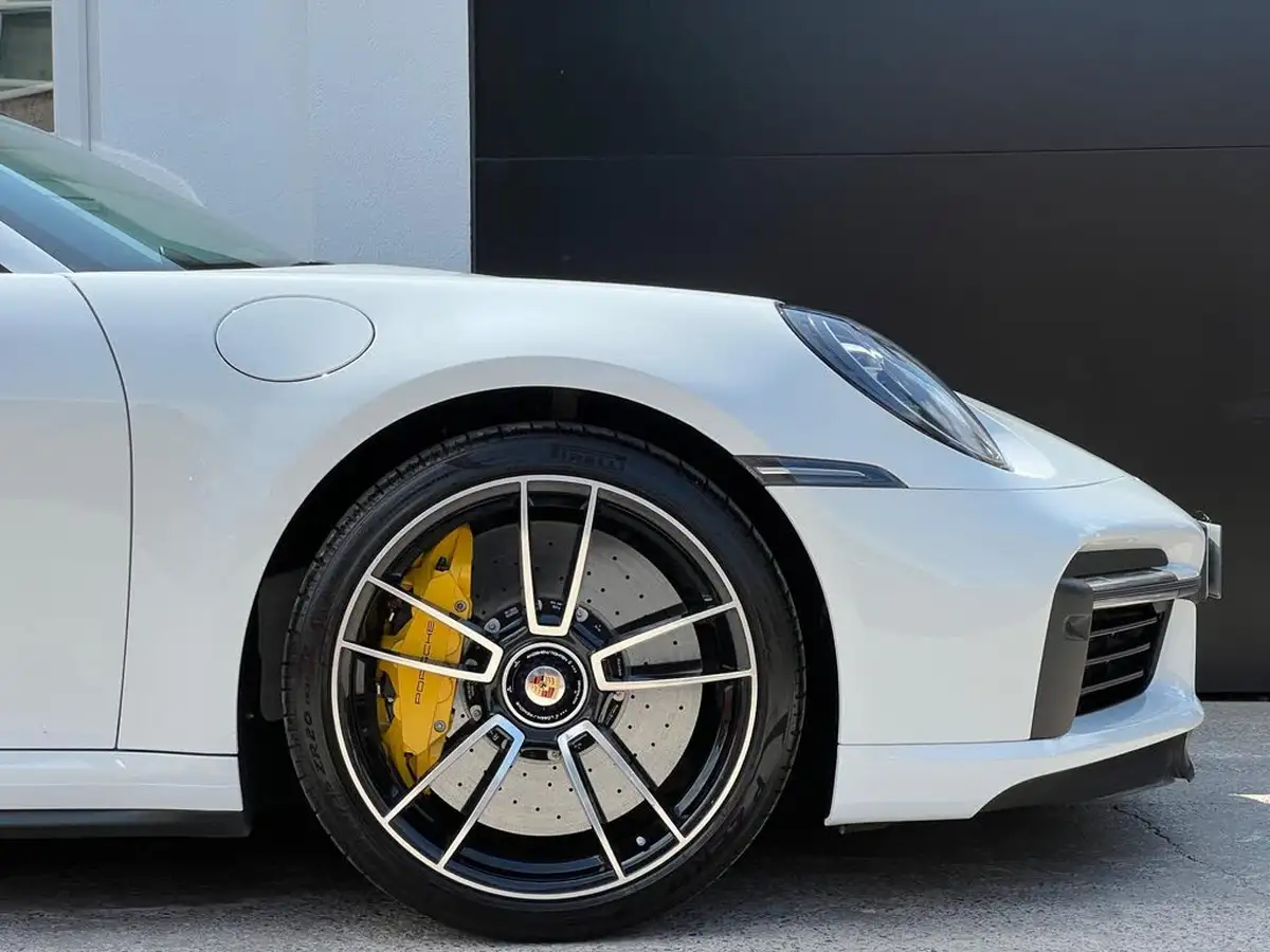 2023-porsche-911-38-turbo-s-awd-turbo-cabriolet-big-9