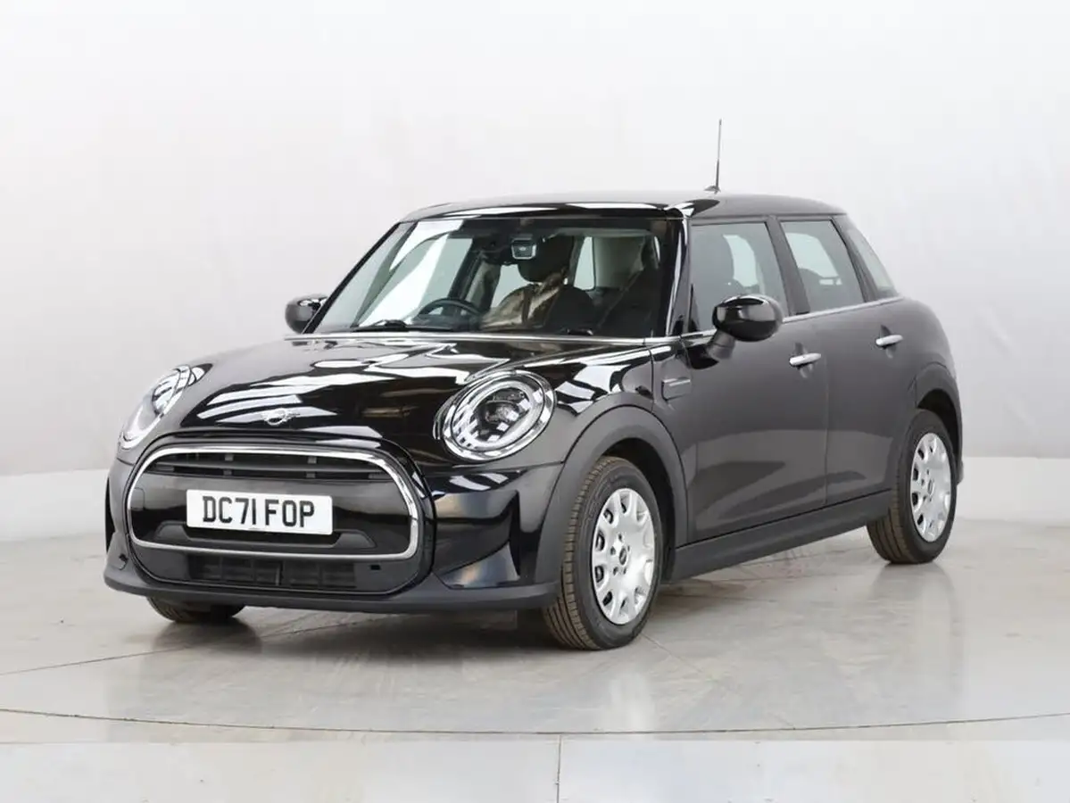 2022-mini-cooper-15-one-classic-5d-auto-big-4