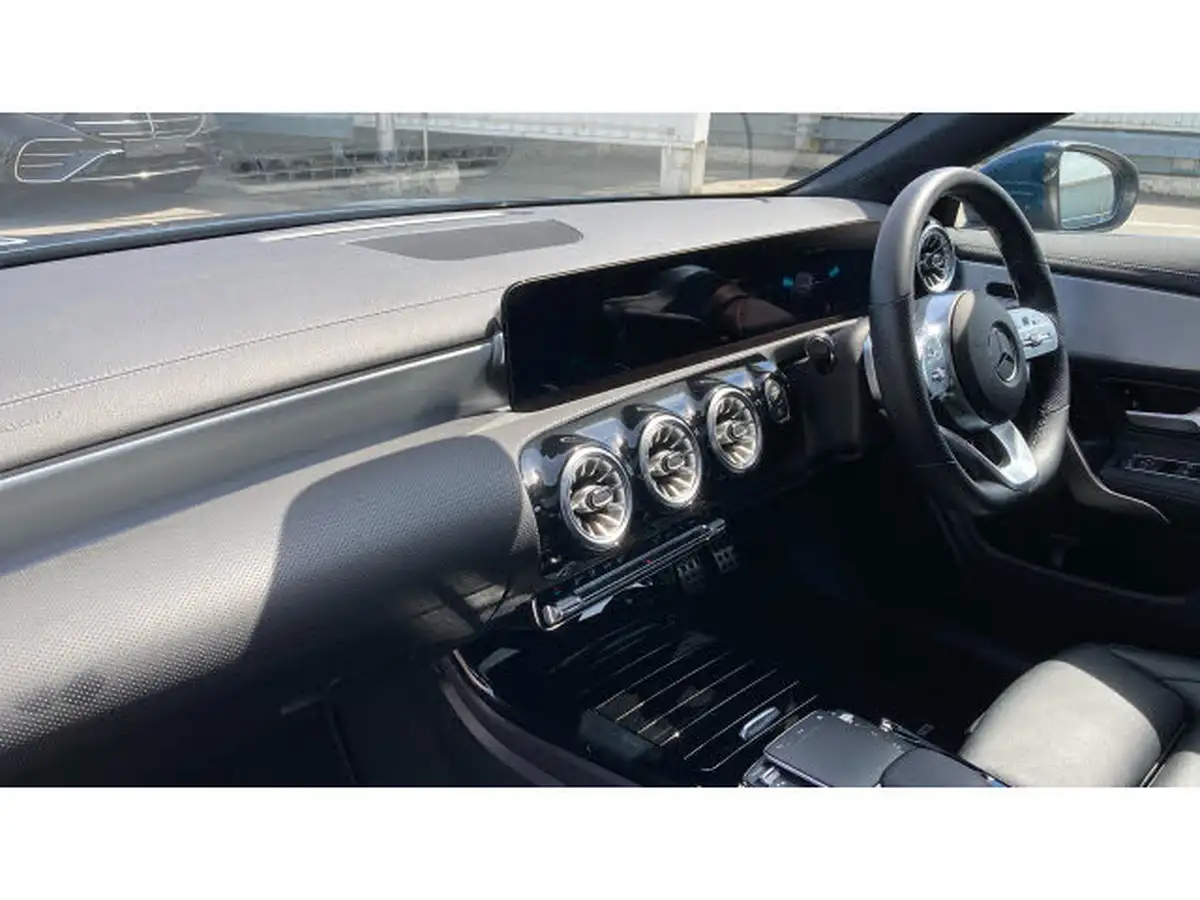 2022-mercedes-benz-cla-13-cla-180-amg-line-premium-plus-coupe-4d-big-8