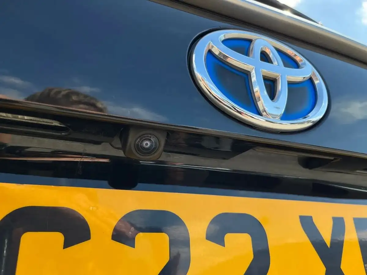 2022-toyota-rav4-25-vvt-i-design-219bhp-big-28