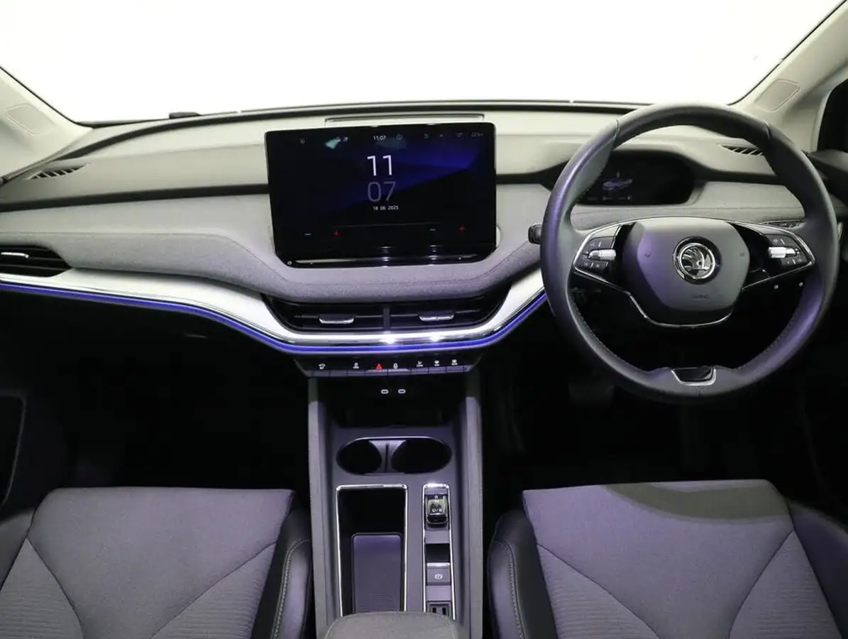 2024-skoda-enyaq-e-60-big-27