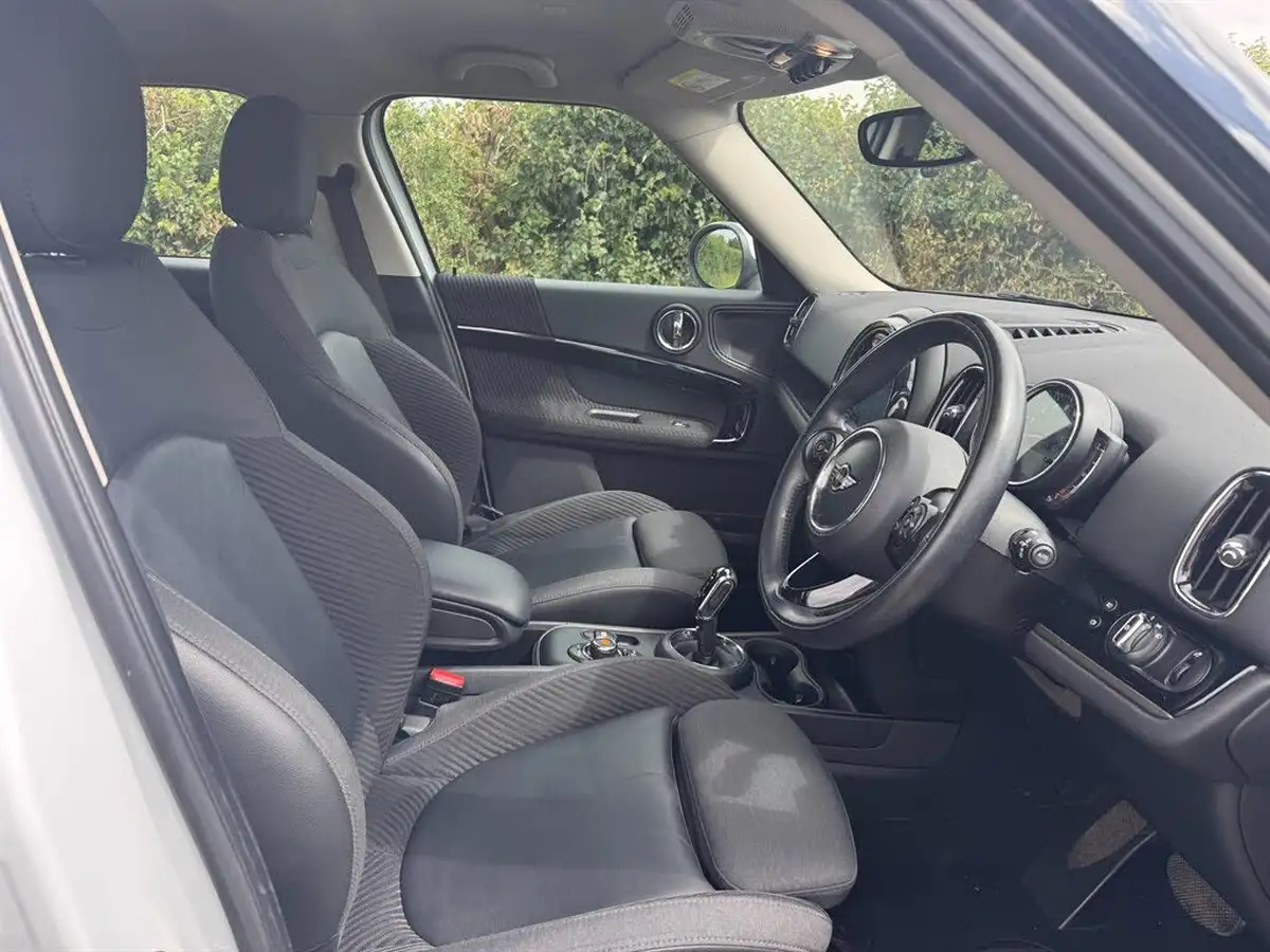 2018-mini-countryman-20td-cooper-d-ss-all4-auto-big-6