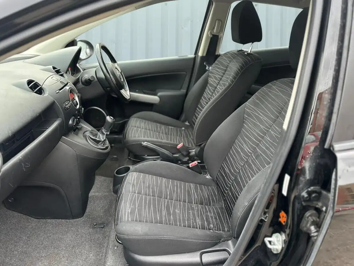 2008-mazda-mazda2-13-ts2-5d-big-34