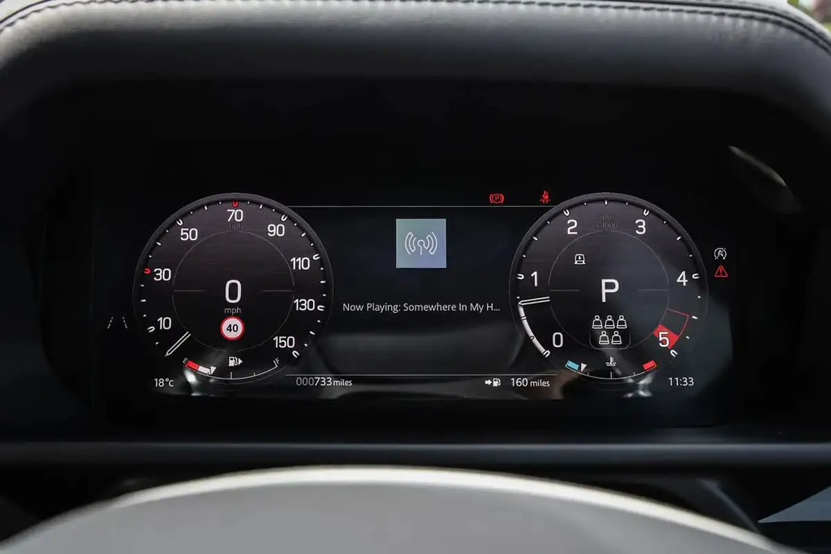 2024-land-rover-110-defender-30-d300-x-dynamic-hse-big-29