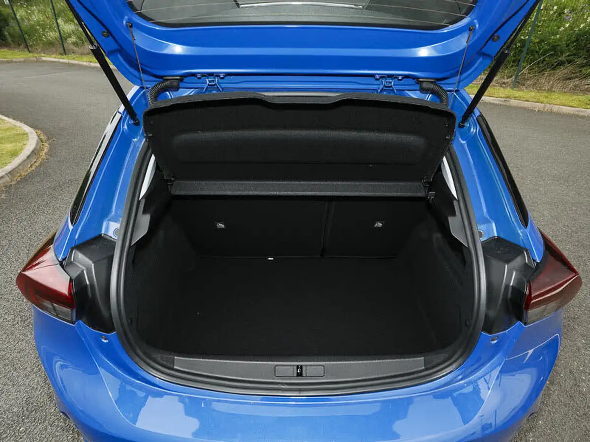 2024-vauxhall-corsa-12i-design-big-17