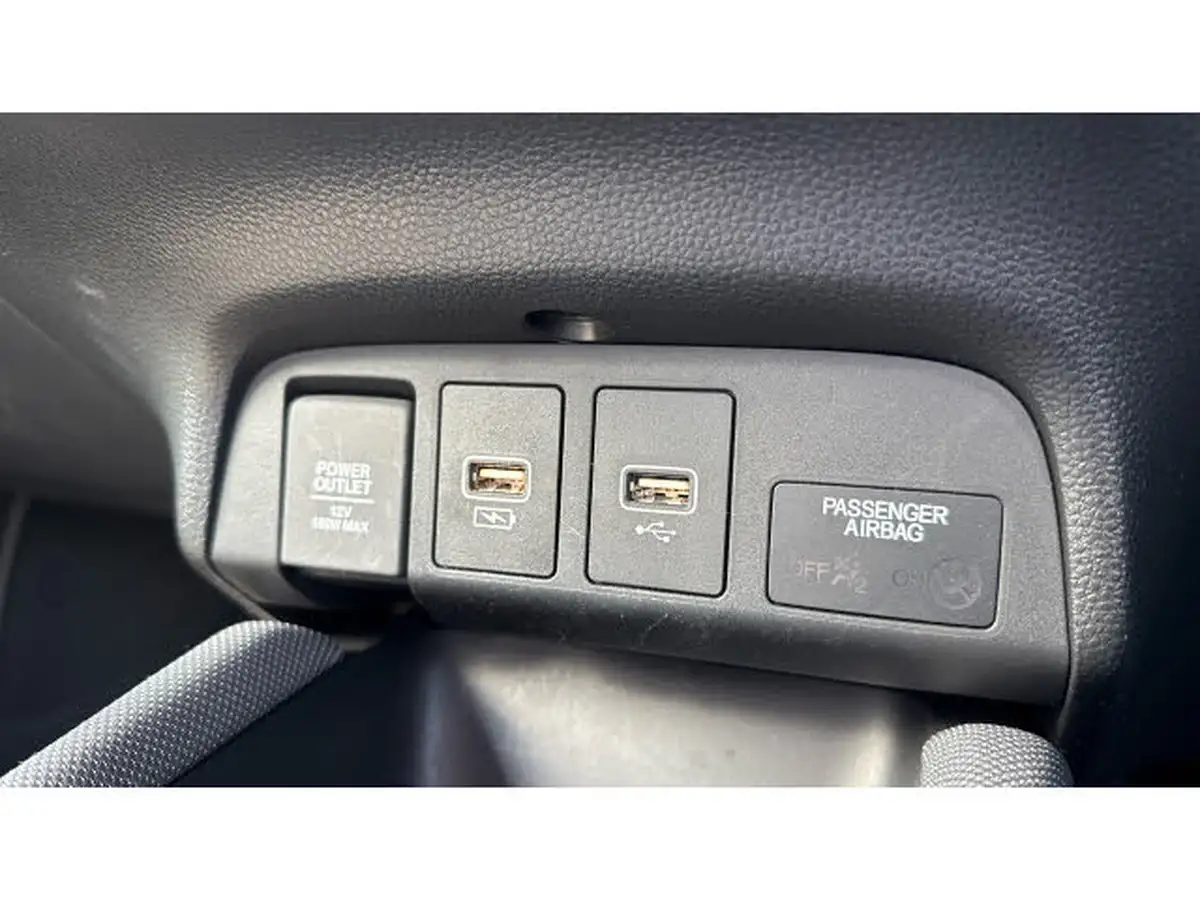 2021-honda-jazz-15-i-mmd-ex-109ps-big-38