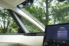 2025-lexus-lm-350h-25-awd-small-36