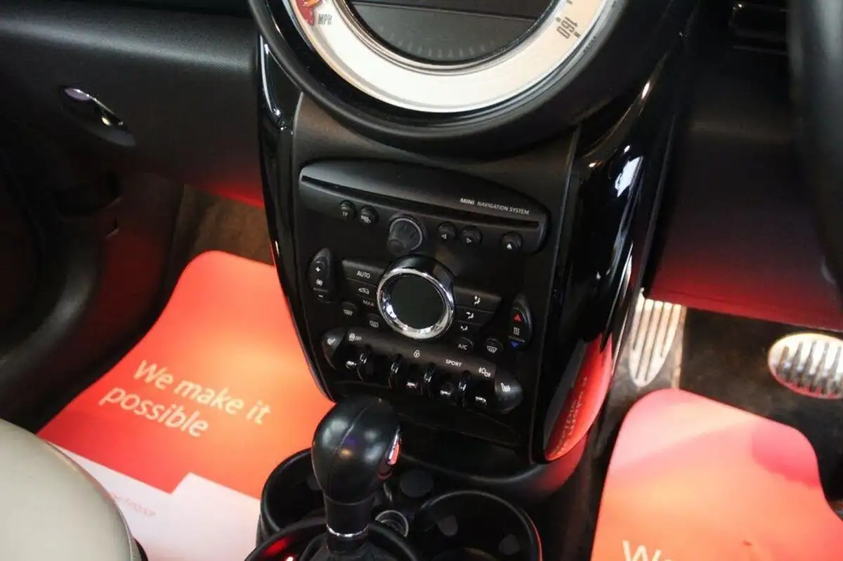 2012-mini-countryman-20td-cooper-sd-143bhp-all4-auto-big-39