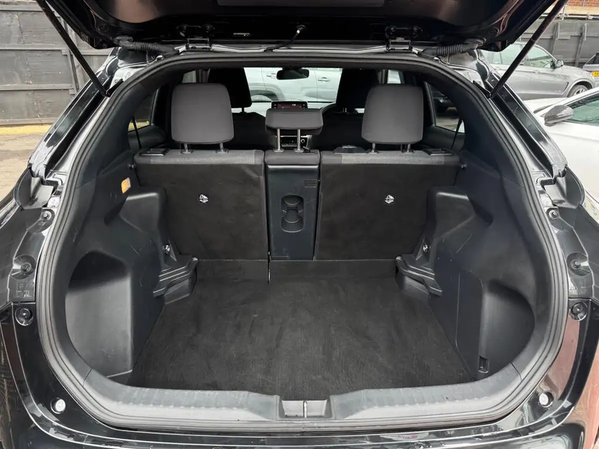 2022-toyota-yaris-15-vvt-i-design-panoramic-roof-big-43