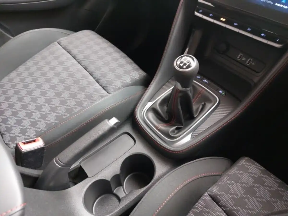 2021-mg-zs-suv-15-vti-tech-excite-big-15