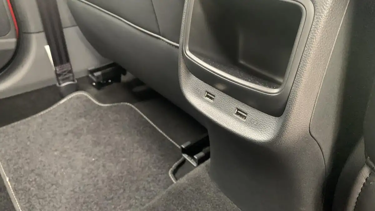 2021-mg-zs-suv-15-vti-tech-exclusive-big-40