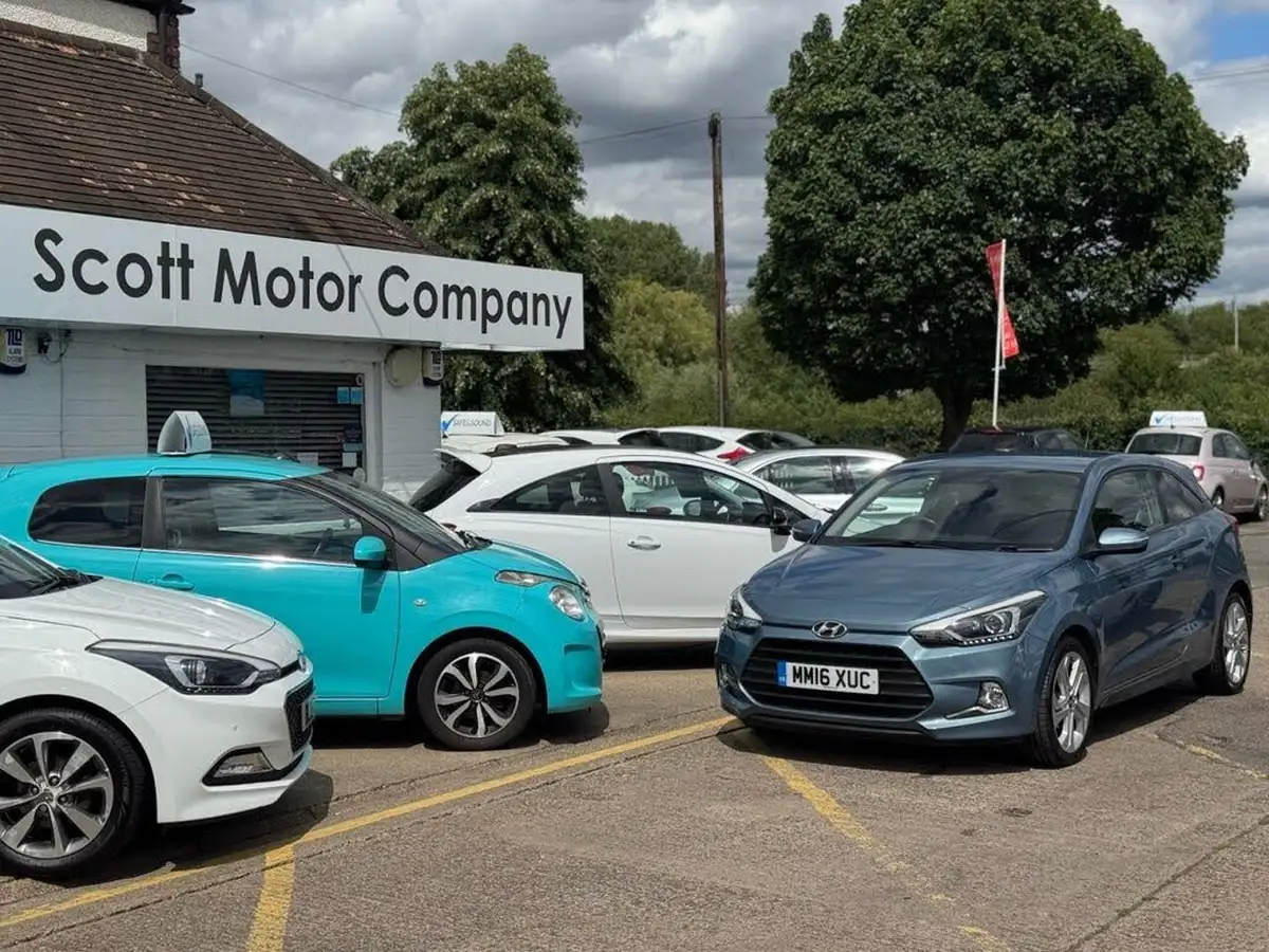 2016-hyundai-i20-12-sport-big-4