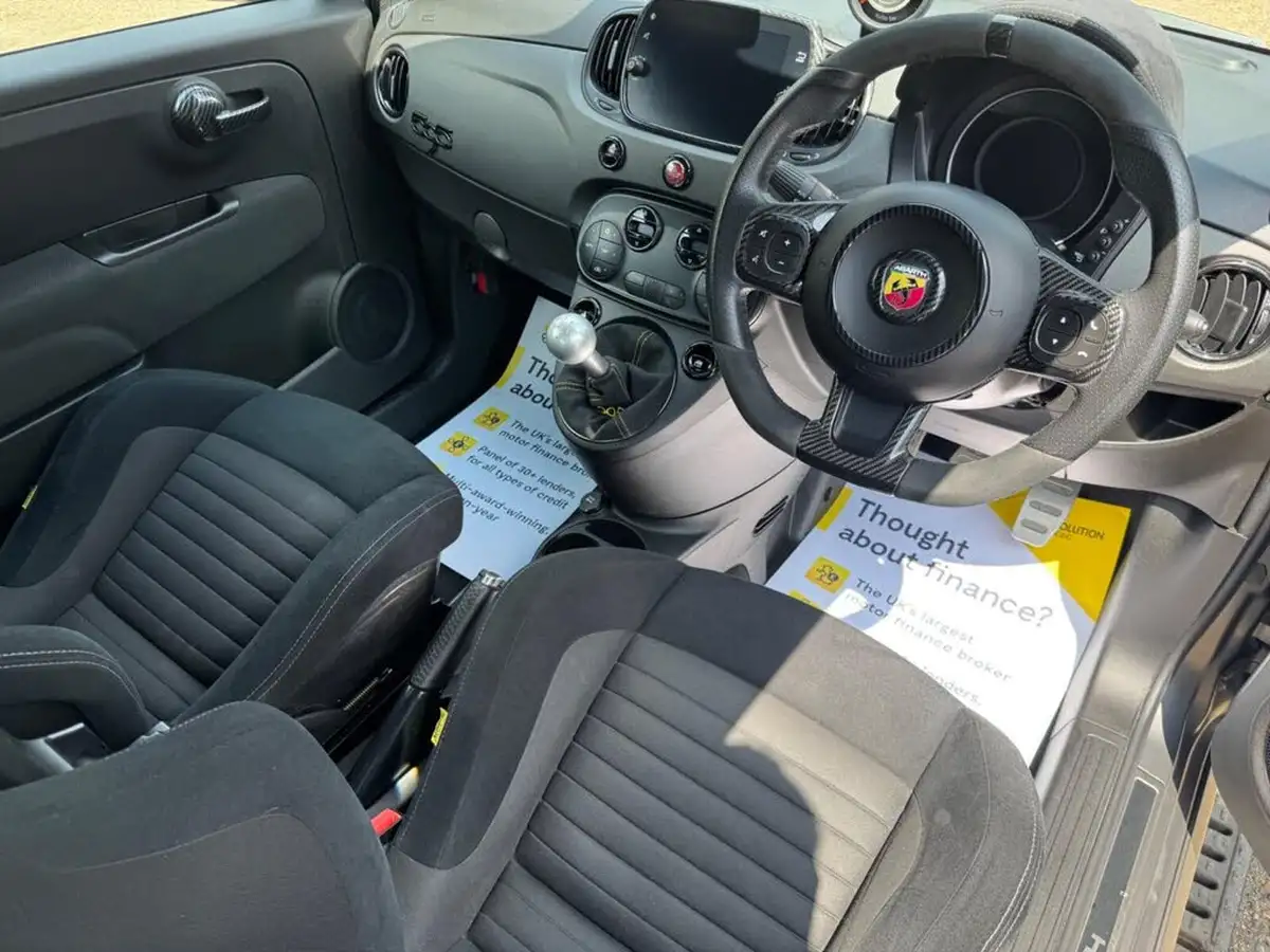 2018-abarth-595-14-tjet-competizione-big-2