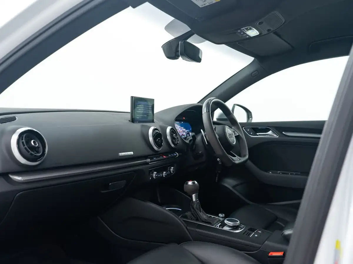 2019-audi-rs3-25-tfsi-saloon-4d-big-4