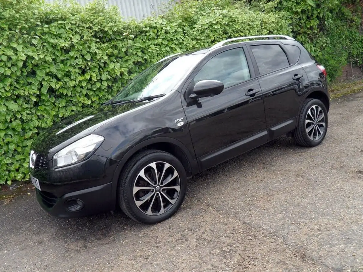 2012-nissan-qashqai-15td-n-tec-big-15