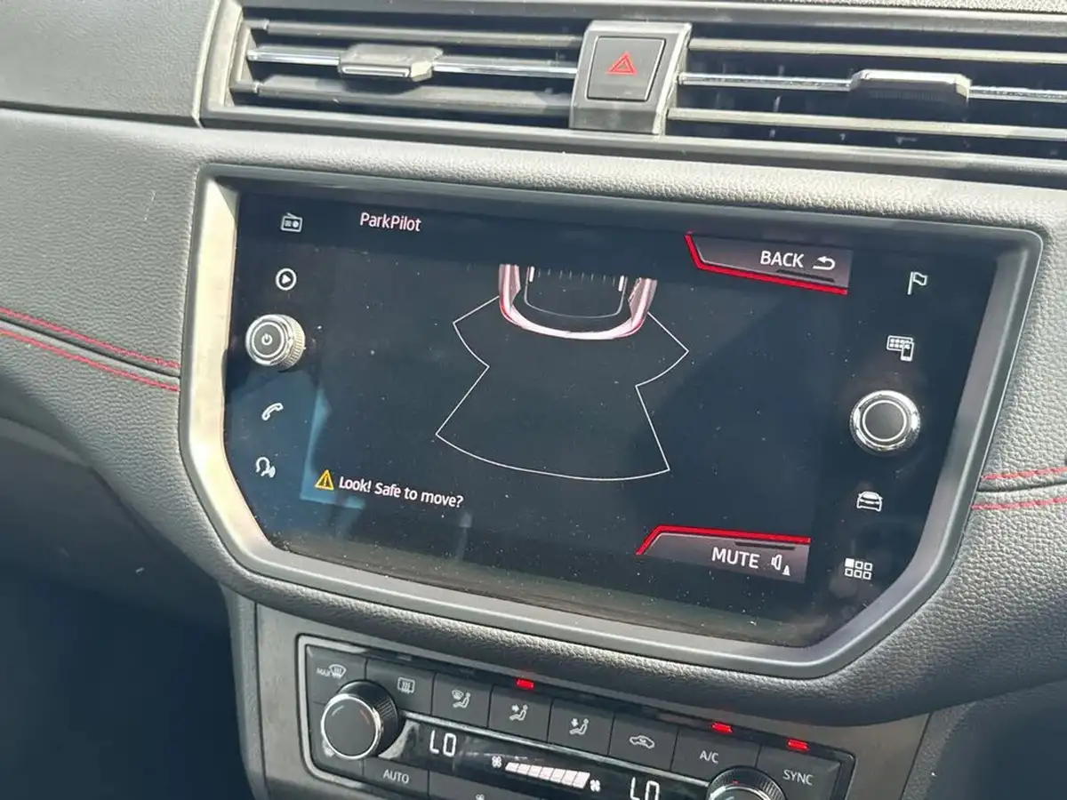2019-seat-arona-10-tsi-fr-sport-big-39
