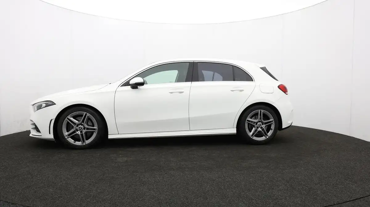 2019-mercedes-benz-a-class-20-a220-amg-line-hatchback-5d-big-70