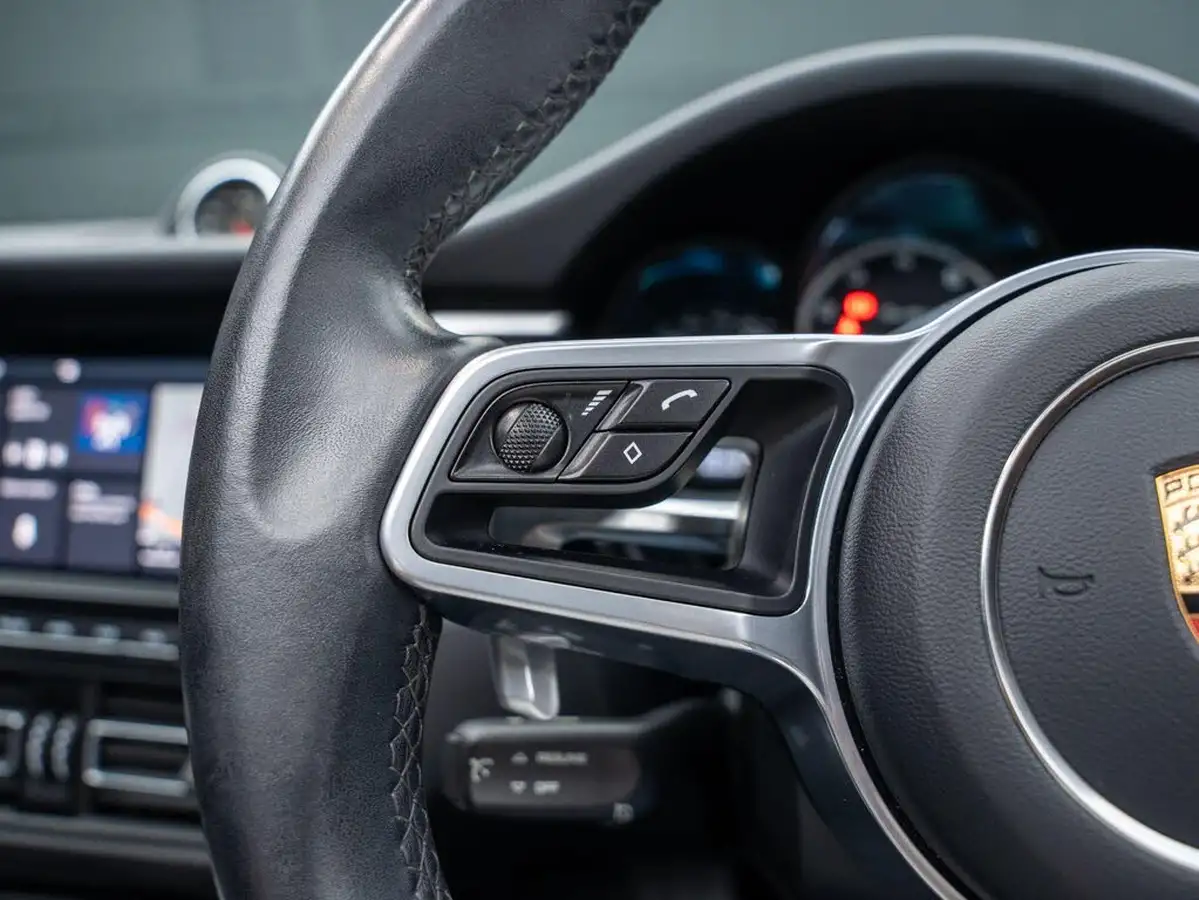 2020-porsche-macan-29-v6-turbo-big-26