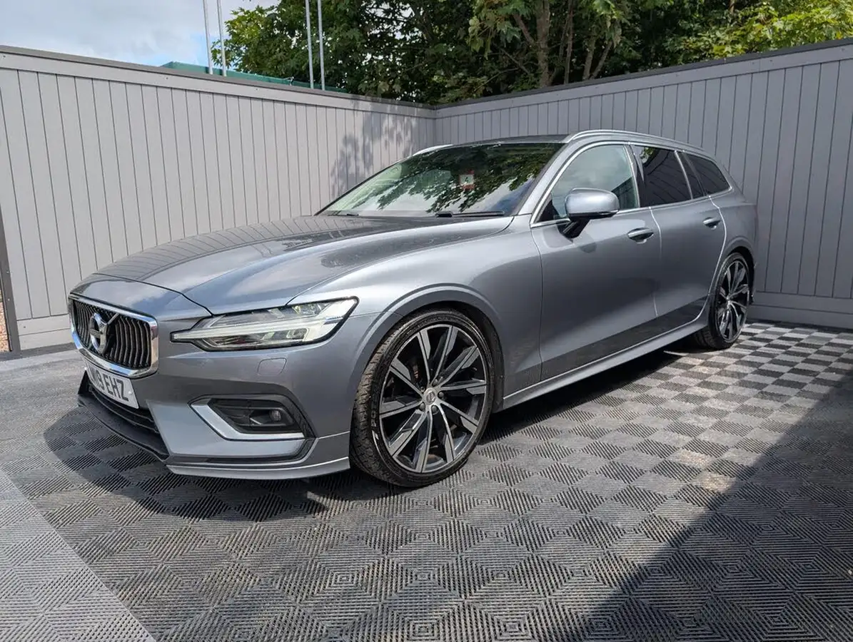 2019-volvo-v60-20td-d4-inscription-geartronic-big-10