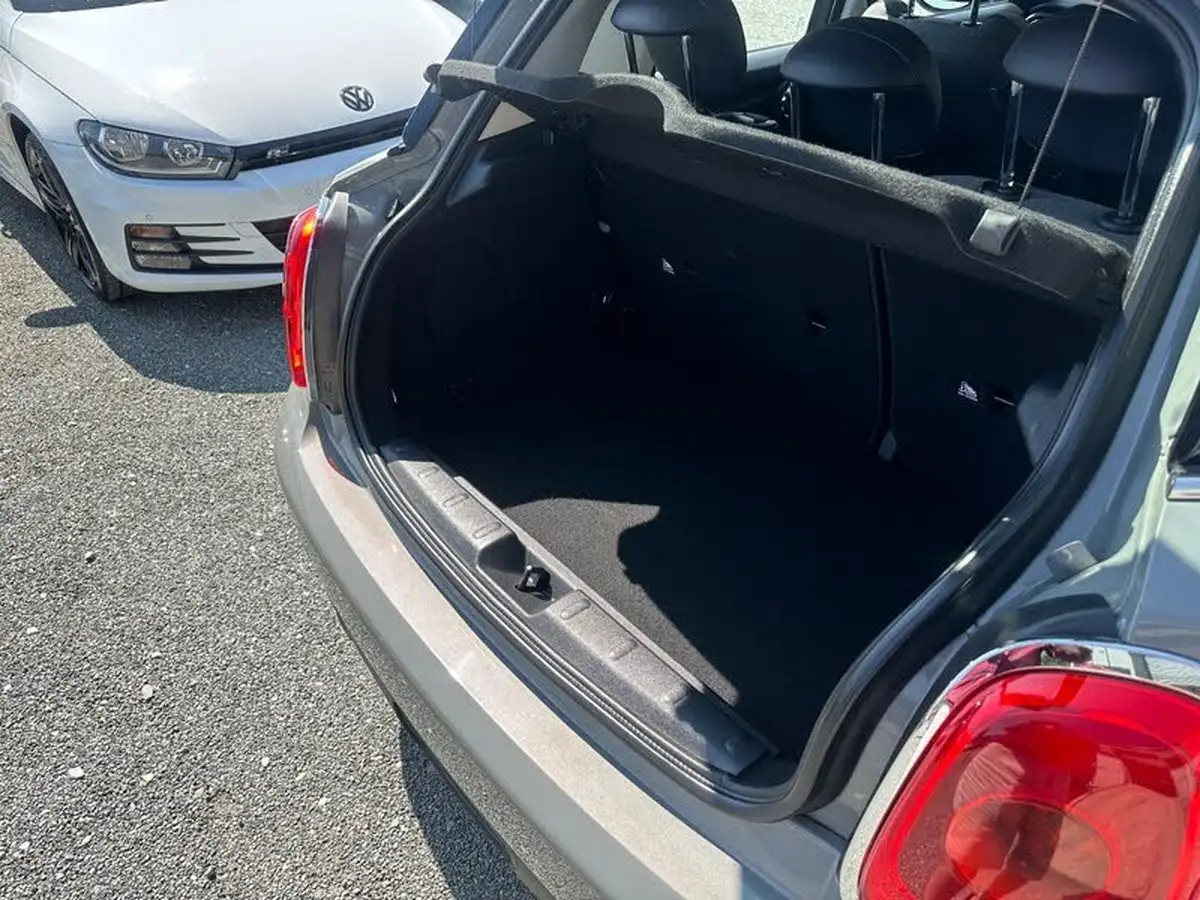 2015-mini-cooper-15-cooper-5d-big-35