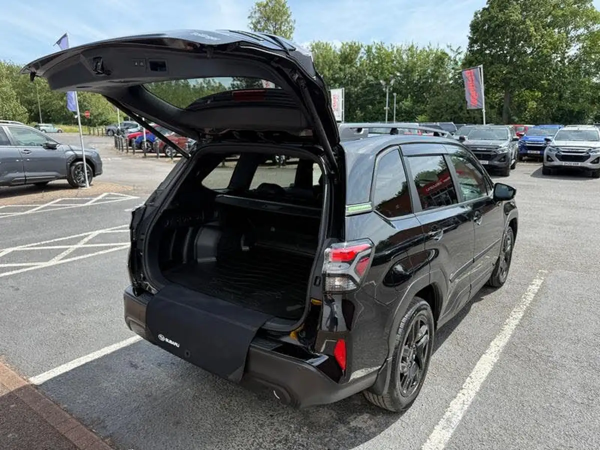 2025-subaru-forester-20-e-boxer-field-big-3