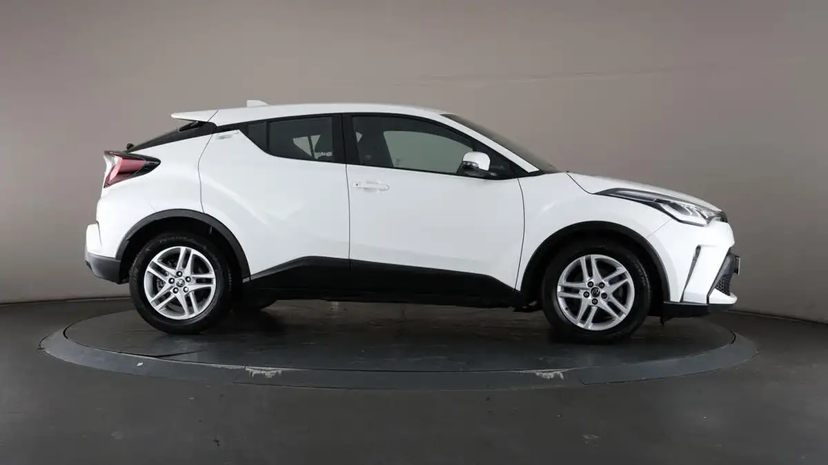 2023-toyota-c-hr-18-vvt-i-icon-120bhp-big-67