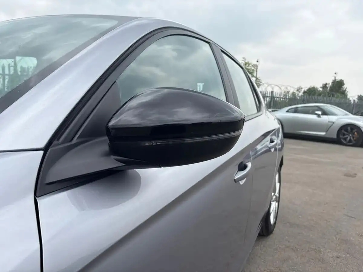 2020-vauxhall-corsa-12i-se-big-43