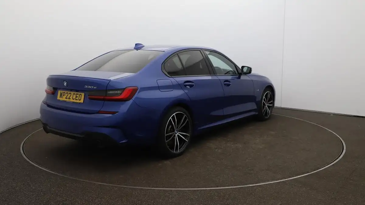 2022-bmw-3-series-20-330e-m-sport-pro-pack-saloon-4d-big-53