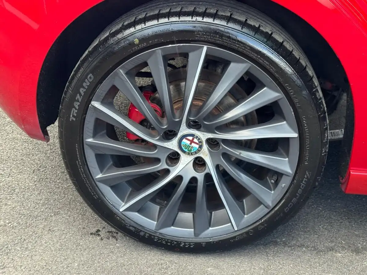 2015-alfa-romeo-giulietta-14-tb-qv-line-big-51