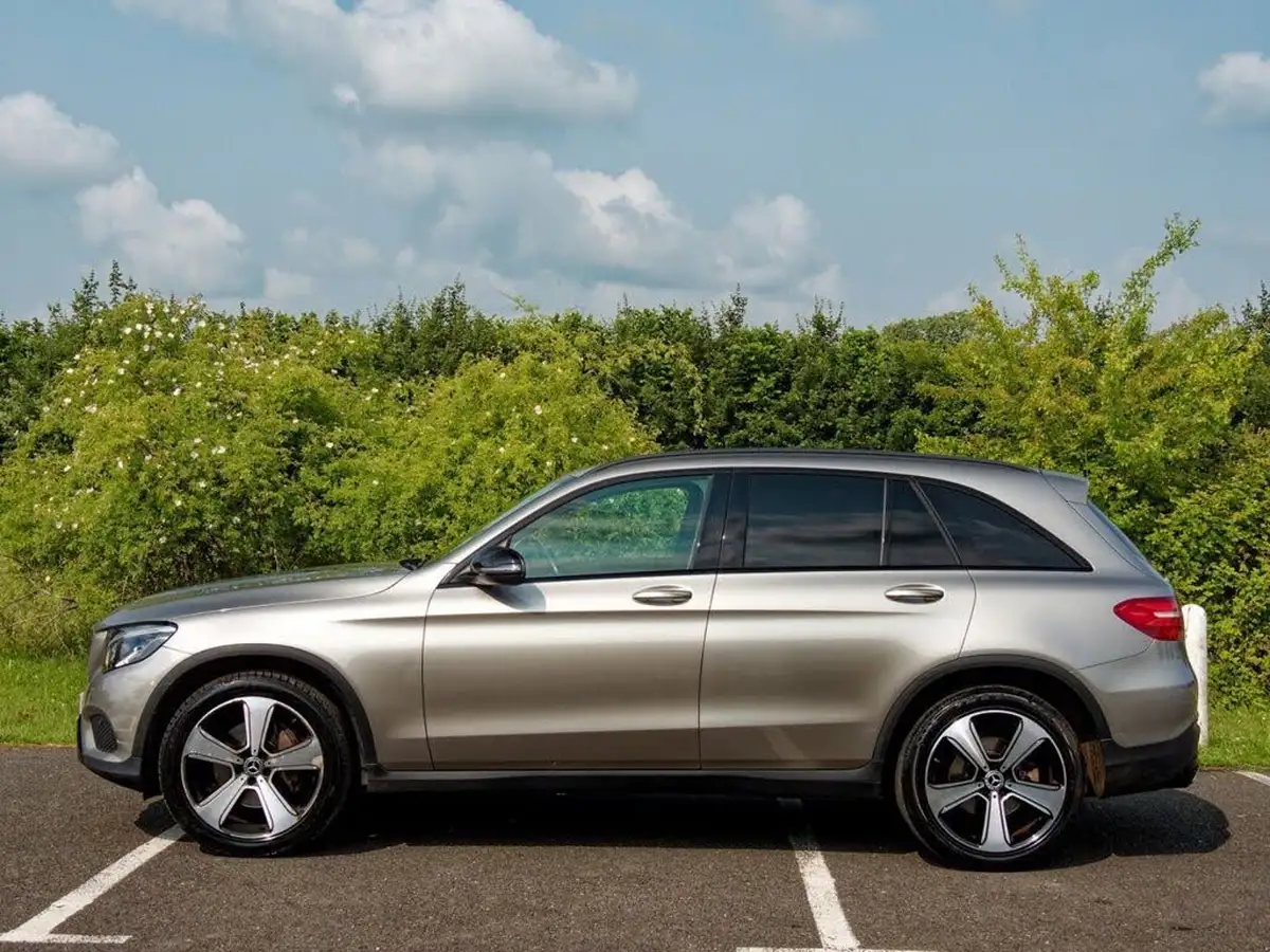 2019-mercedes-benz-glc-class-20-glc250-urban-edition-big-5