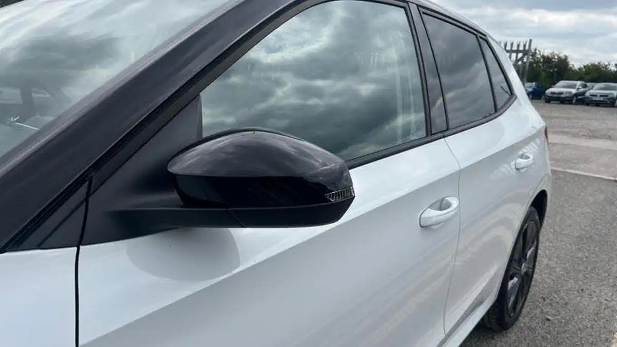 2024-skoda-fabia-10-tsi-colour-edition-116ps-big-10
