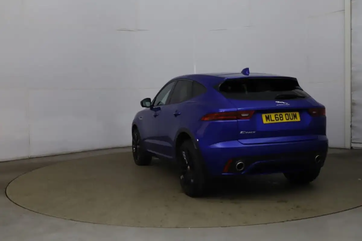 2018-jaguar-e-pace-20-i4d-r-dynamic-s-150ps-big-6