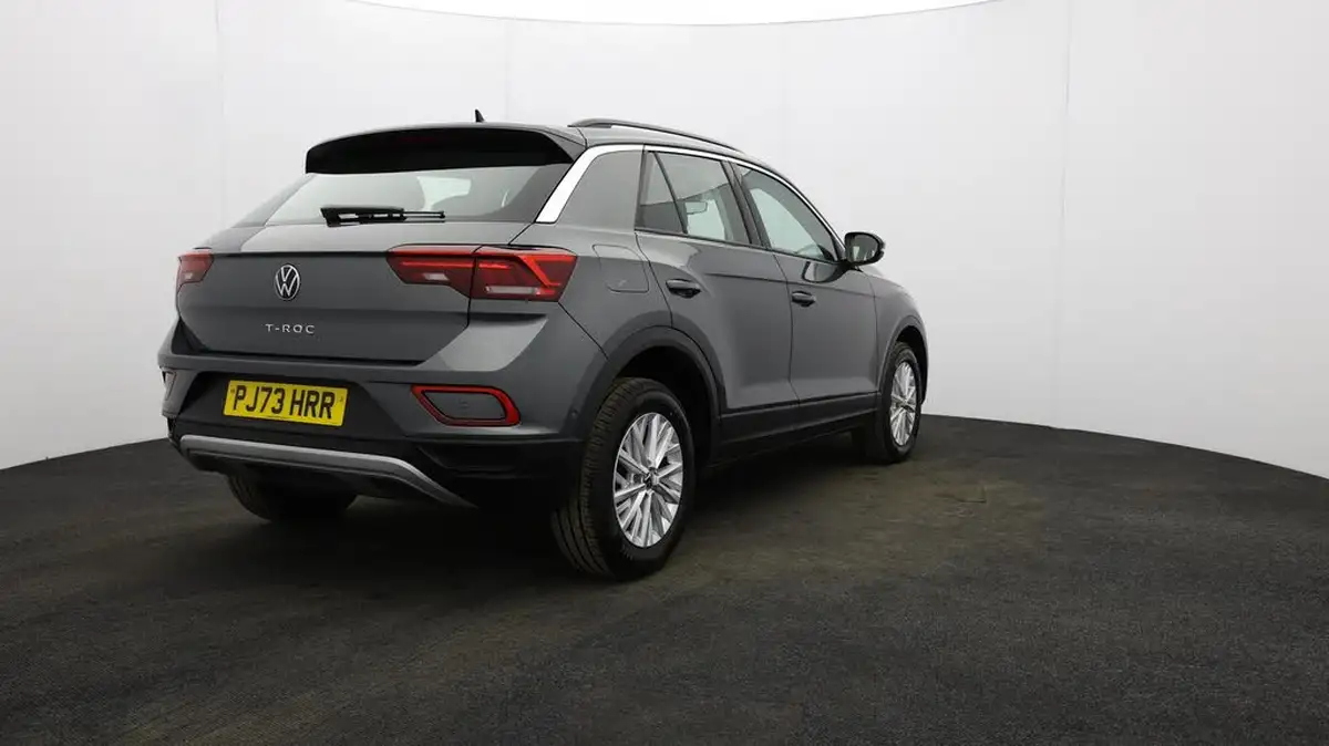 2023-volkswagen-t-roc-10-tsi-life-big-63