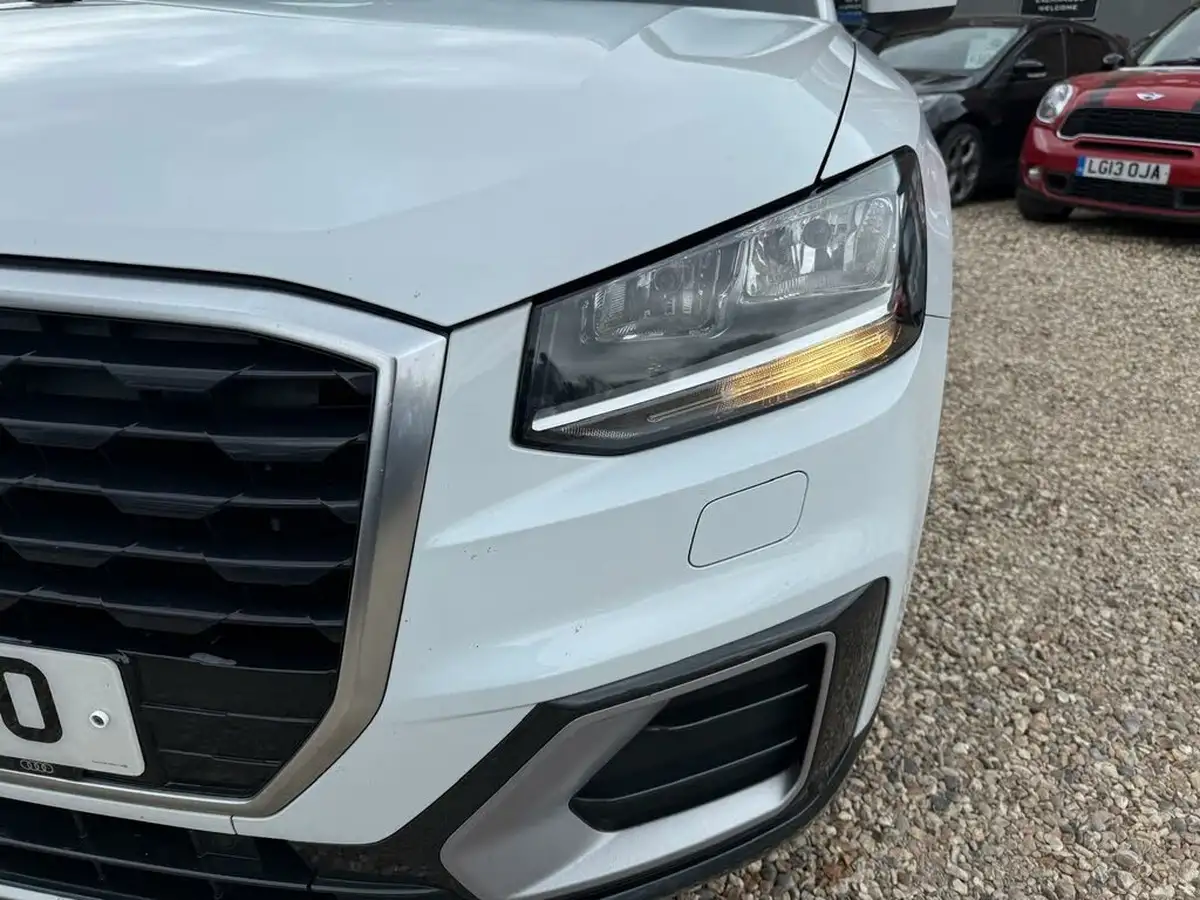 2018-audi-q2-14-tfsi-sport-s-tronic-big-60